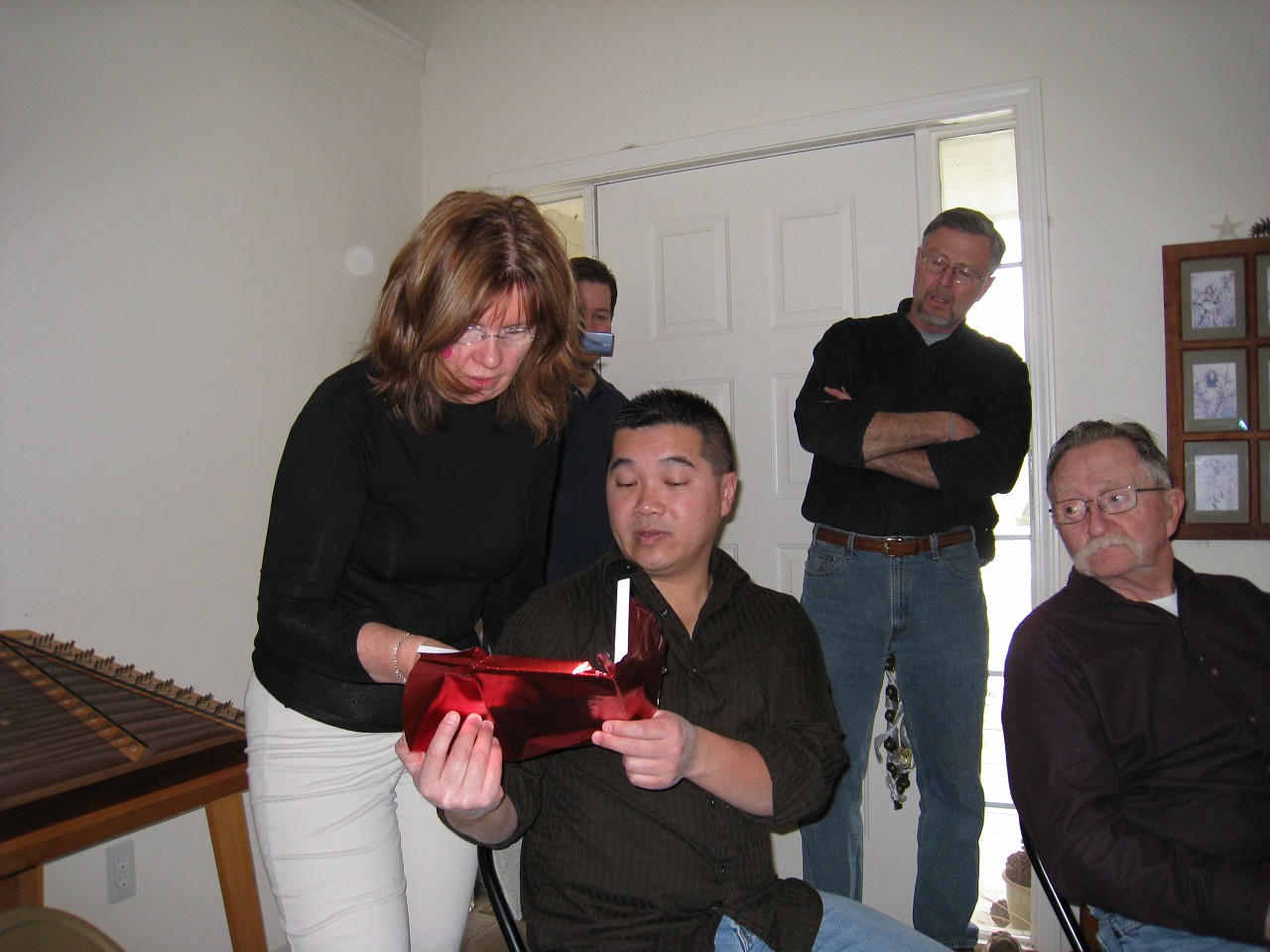 Christmas 2007 Kasdorf Misselhorn Gathering 018.jpg - Christmas 2007! The Misselhorn, Kasdorf and Burns families come together for the celebration! Lots of talk, food, presents, food and visiting.